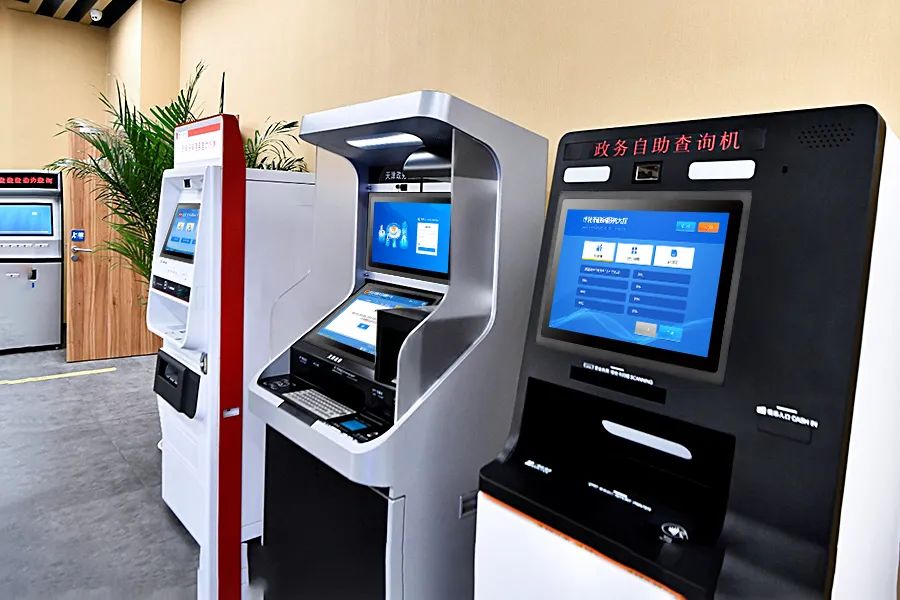 嵌入式安卓工控一體機